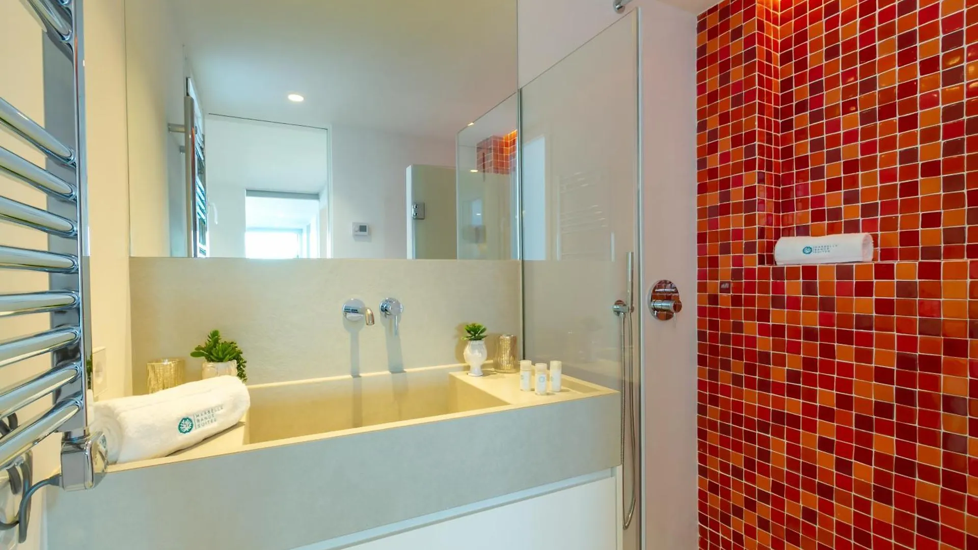 Marbella Banus Suites - Brand New And Exclusive Banus Port Seafront Flat 0*,