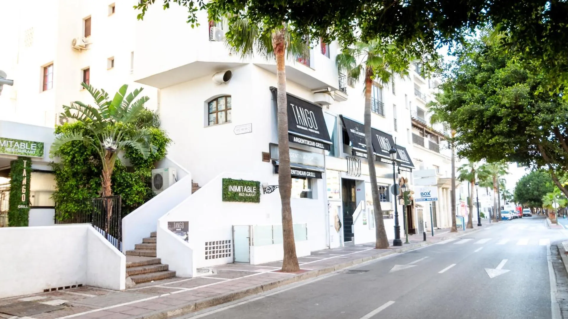 דירה Marbella Banus Suites - Brand New And Exclusive Banus Port Seafront Flat ספרד