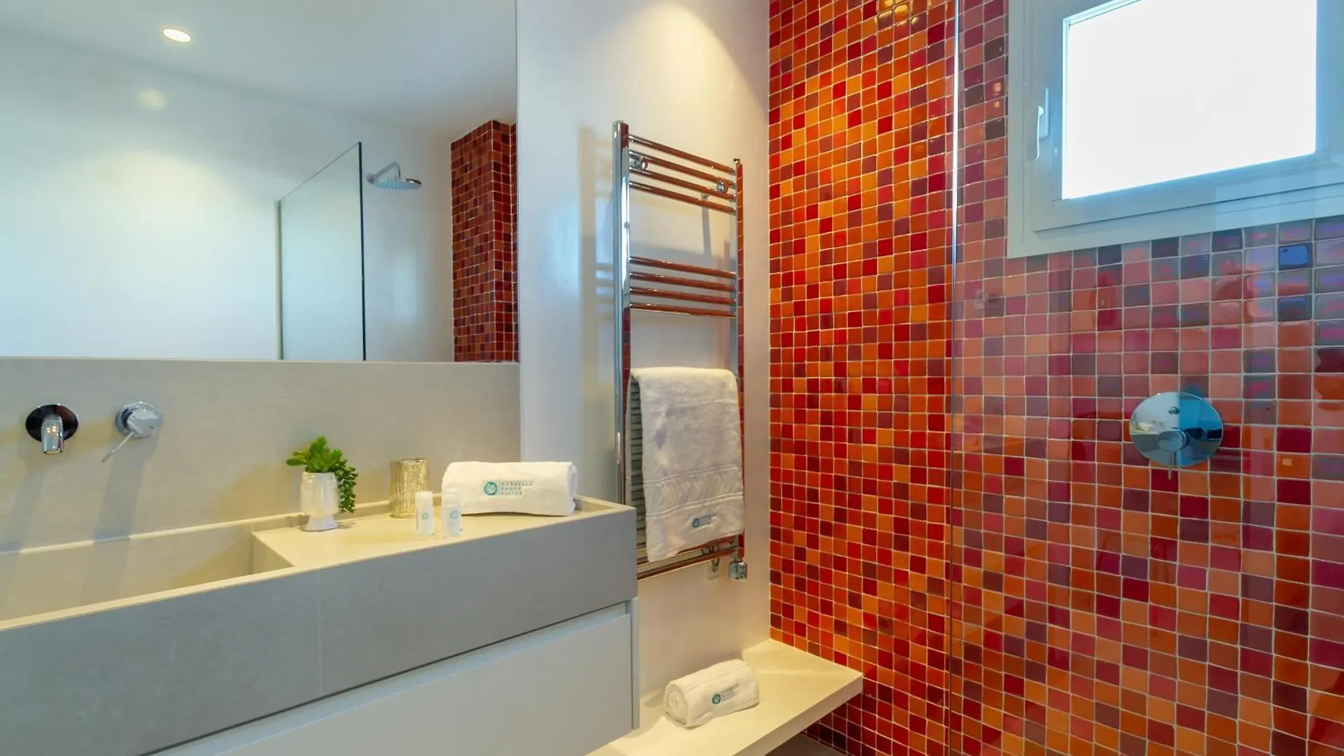 Apartment Marbella Banus Suites - Brand New And Exclusive Banus Port Seafront Flat