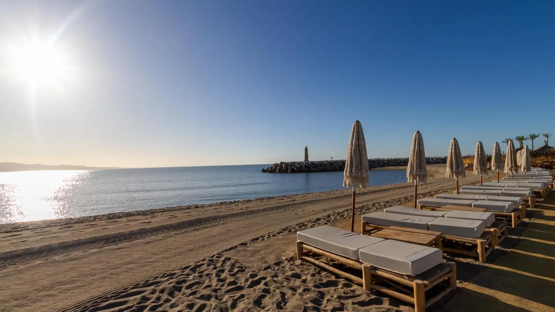 Marbella Banus Suites - Brand New And Exclusive Banus Port Seafront Flat