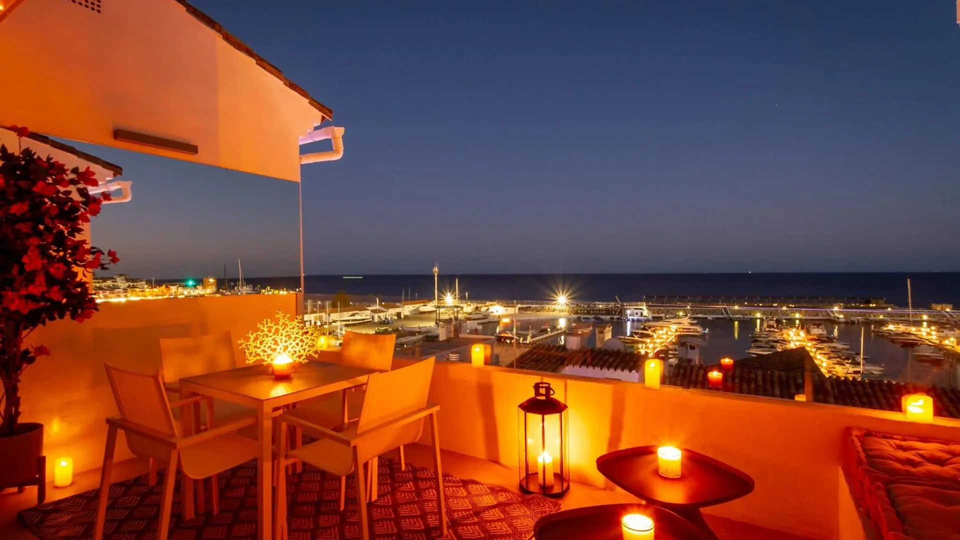 Marbella Banus Suites - Brand New And Exclusive Banus Port Seafront Flat Spain